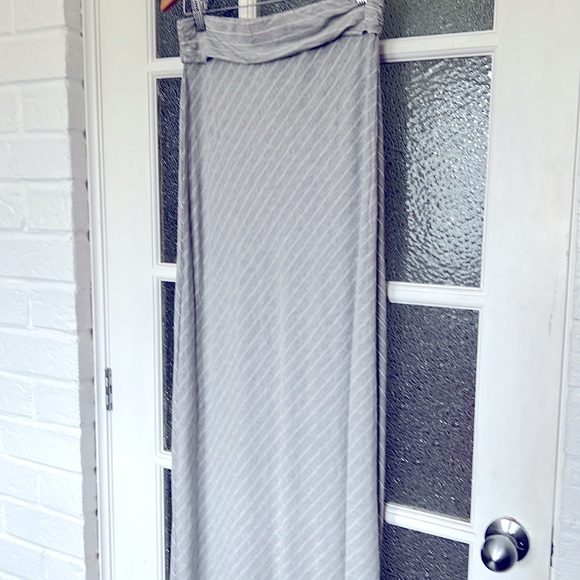 Studio maxi skirt - Picture 3 of 7